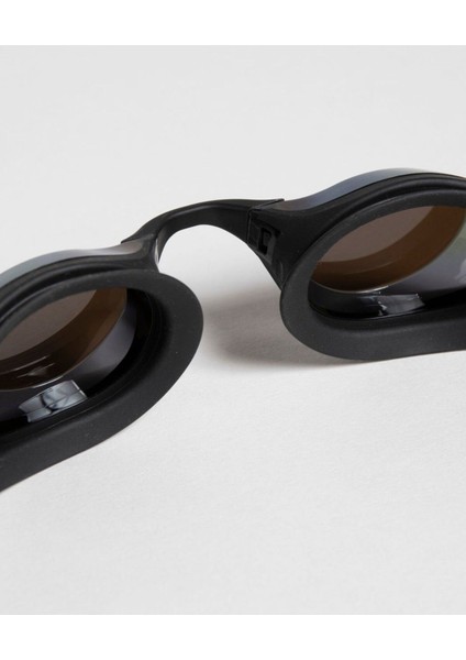 Renkli Yüzücü Gözlüğü, Şık ve Rahat Tasarım, Suya Dayanıklı, Net Görüş Sağlar fırsatları