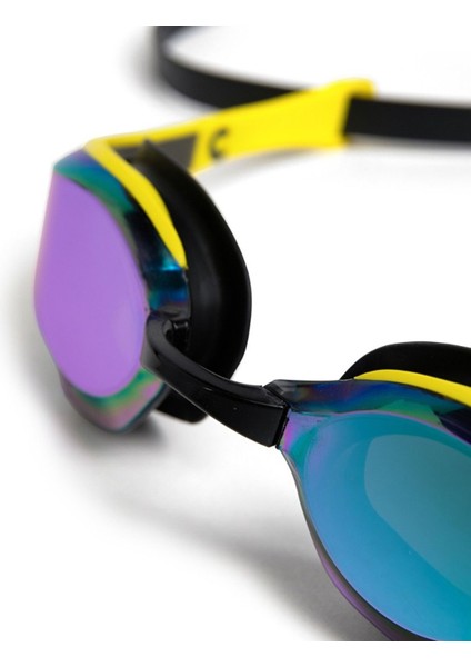 Renkli ve Şık Dokunuşlar Için Çok Renkli Ürün, Göz Alıcı ve Modern Tasarım.