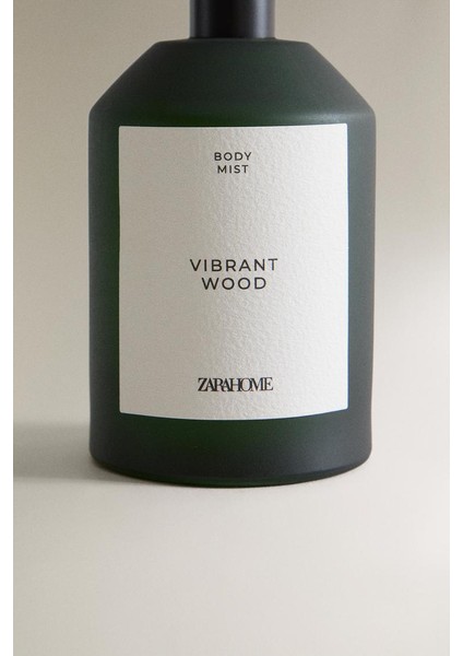 Vıbrant Wood 100 ml Unisex Vücut Spreyi indirimleri