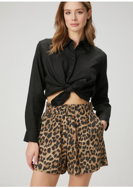 Leopar Desenli Keten Şort