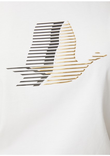 Kırık Beyaz Logo Detaylı T-Shirt