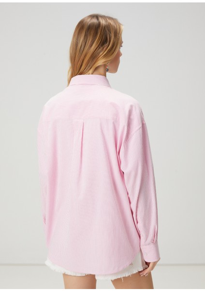 Pembe Çizgili Gömlek