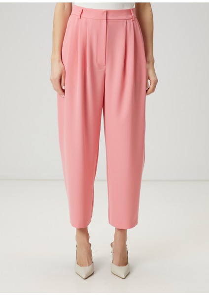 Pembe Pileli Pantolon