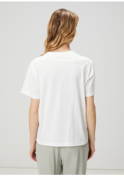 Taşlı Logolu T-Shirt