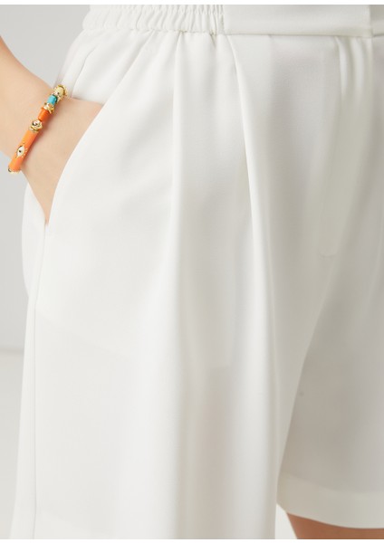 Kırık Beyaz Twill Şort