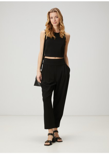 Siyah Pileli Jogger Pantolon