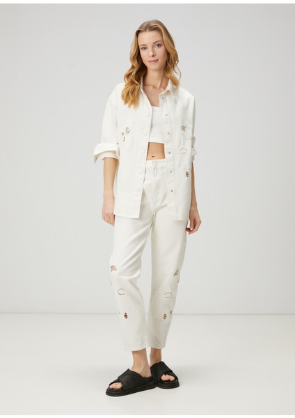 Mom Fit Kırık Beyaz Nakışlı Jean Pantolon