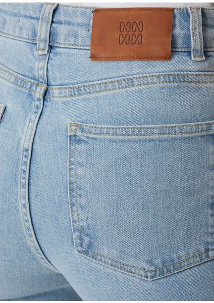 Açık Indigo Mavi Denim Pantolon