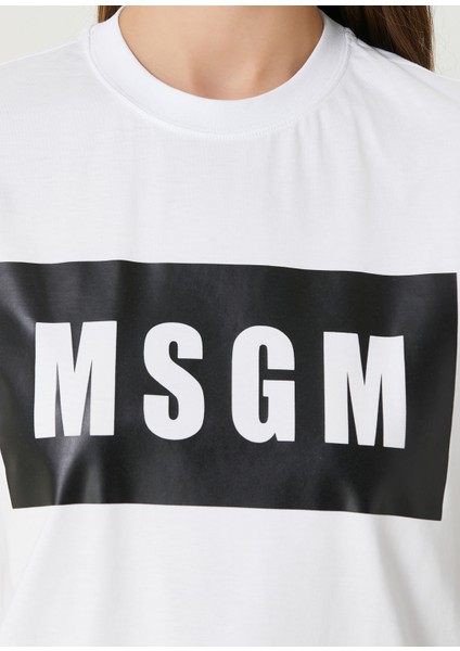 Beyaz Logo Baskılı T-Shirt fırsatları