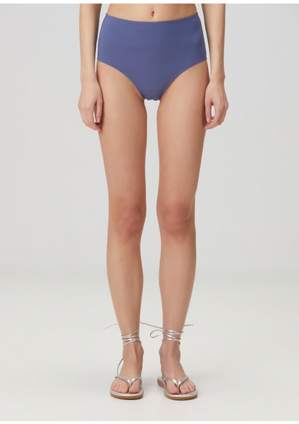 Remember Mavi Bikini Altı