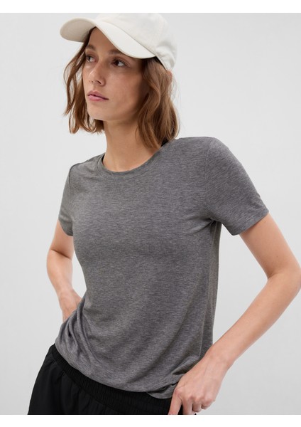 Kadın Gri GapFit Breathe T-Shirt fiyatları