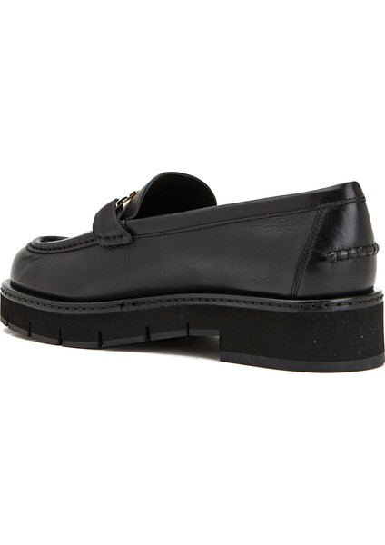 Siyah Logo Tokalı Kadın Deri Loafer modelleri