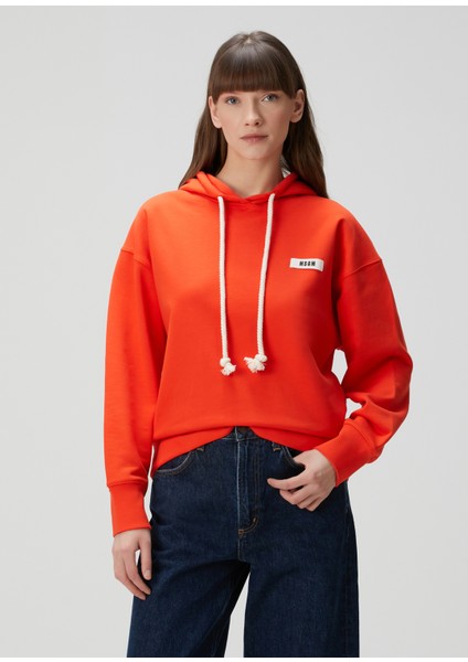 Kırmızı Kapüşonlu Sweatshirt