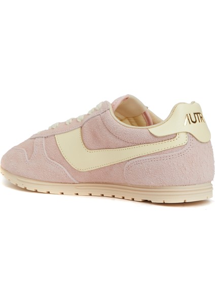 Açık Pembe Kadın Deri Sneaker modelleri