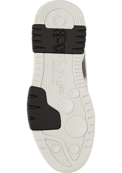 Sneakers indirimleri