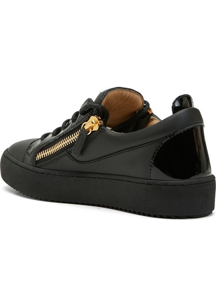 Siyah Logolu Kadın Deri Sneaker