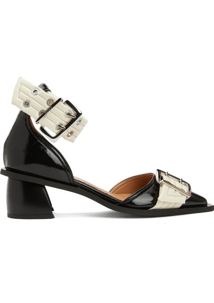 Feminine Buckle Siyah Krem Topuklu Ayakkabı