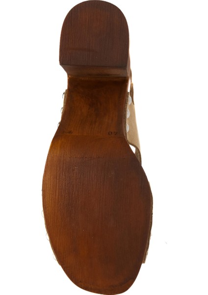 Bej Kadın Süet Sandalet