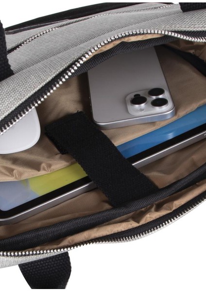 Matcha Haze Yeşil 15-16" Macbook Laptop Çantası