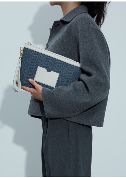 Stitched Lacivert Çizgili Kırık Beyaz Kanvas Kadın Clutch Çanta fırsatları