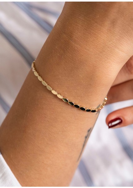 Simple 14 Ayar Altın Oval Kadın Bileklik