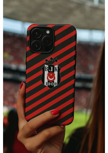 iPhone 13 Uyumlu Kırmızı Çizgi Baskılı Içi Kadife Uv Teknoloji Baskılı Kılıf