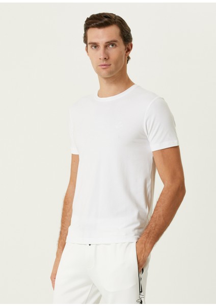 Beyaz Logo Detaylı T-Shirt fırsatları