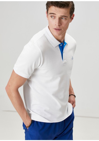 Comfort Fit Beyaz Polo Yaka T-Shirt fiyatları