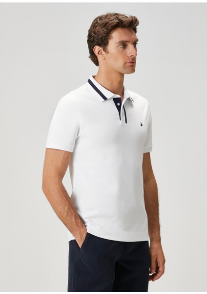 Slim Fit Beyaz Polo Yaka T-Shirt indirimleri