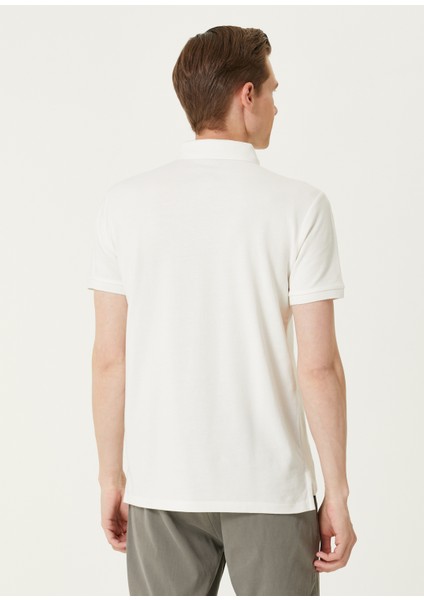 Krem Polo Yaka T-Shirt fırsatları