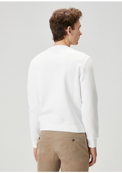 Beyaz Logo Baskılı Sweatshirt fırsatları