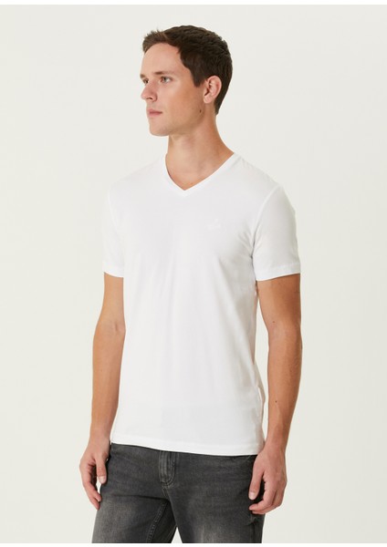Beyaz V Yaka T-Shirt fırsatları