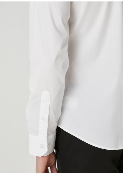 Slim Fit Beyaz Non-Iron Poplin Gömlek