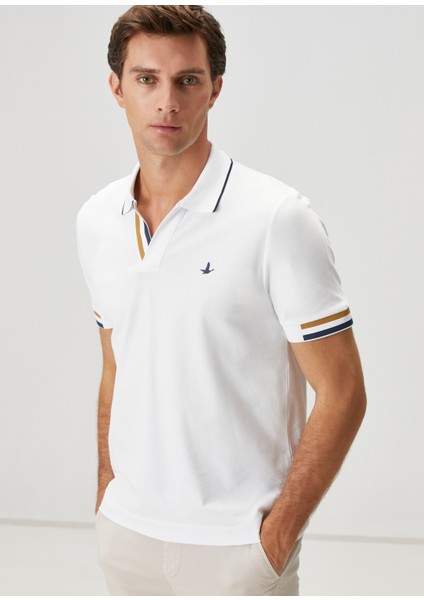 Beyaz Şerit Detaylı Polo T-Shirt fiyatları