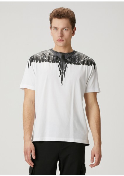 Beyaz Yakası Kanat Baskılı T-Shirt