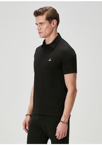 Comfort Fit Siyah Polo Yaka T-Shirt fırsatları