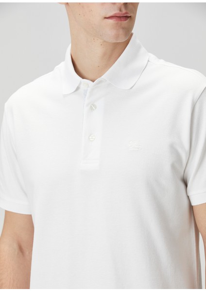 Beyaz Polo Yaka T-Shirt indirimleri