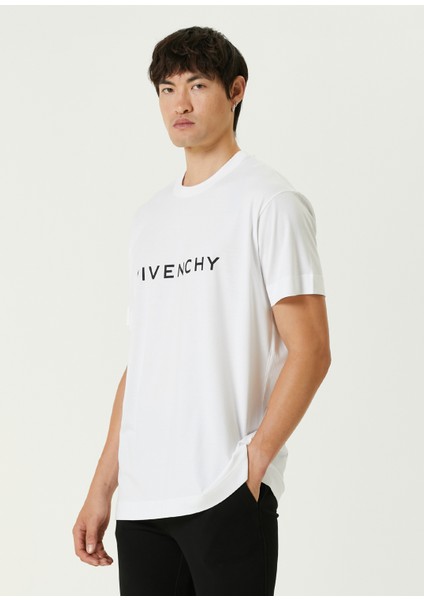 Beyaz Logo Baskılı Oversized T-Shirt modelleri