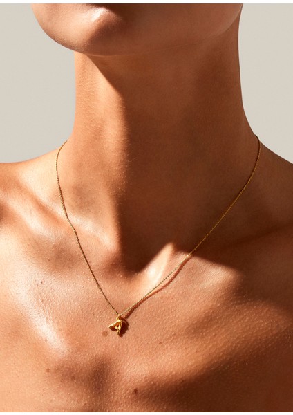 Alphabet Pendant Letter Medium A Harfi Detaylı 14 Ayar Altın Kadın Kolye fiyatları