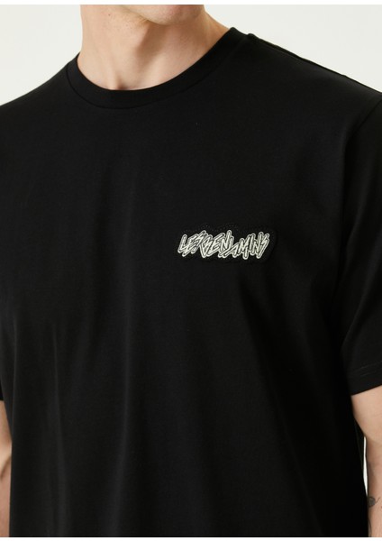 Relaxed Fit Siyah T-Shirt indirimleri