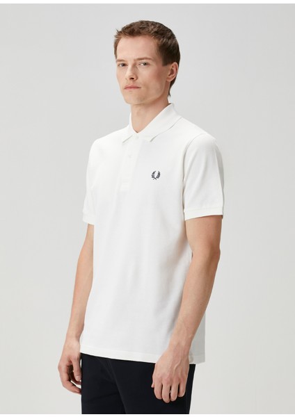 Beyaz Polo Yaka T-Shirt modelleri