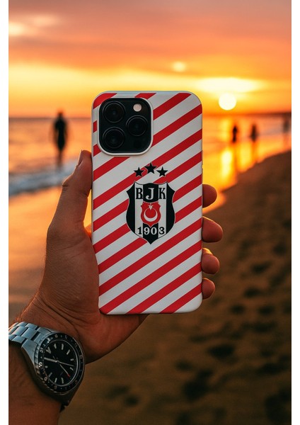 iPhone 15 Pro Max Uyumlu Kırmızı Çizgi Baskılı Içi Kadife Uv Teknoloji Baskılı Kılıf
