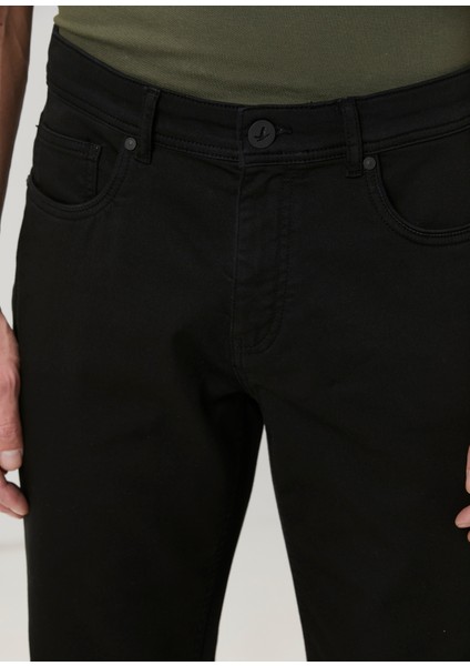 Siyah Spor Pantolon fırsatları