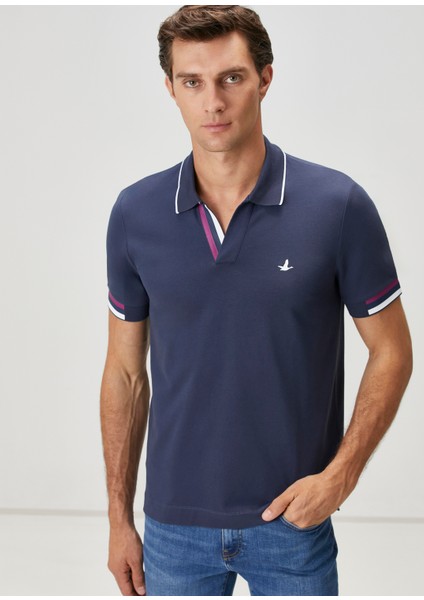 Lacivert Şerit Detaylı Polo T-Shirt