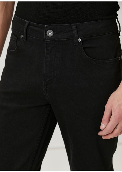 Straight Fit Siyah Jean Pantolon fırsatları