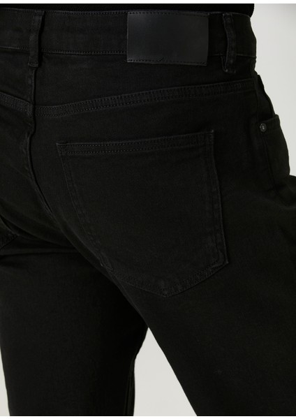 Straight Fit Siyah Jean Pantolon indirimleri