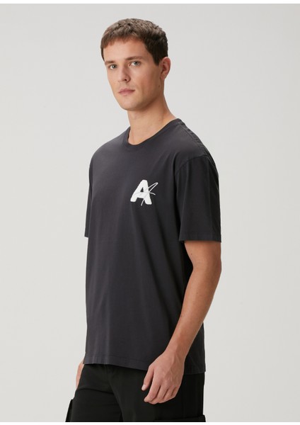 Antrasit Logo Nakışlı T-Shirt fırsatları