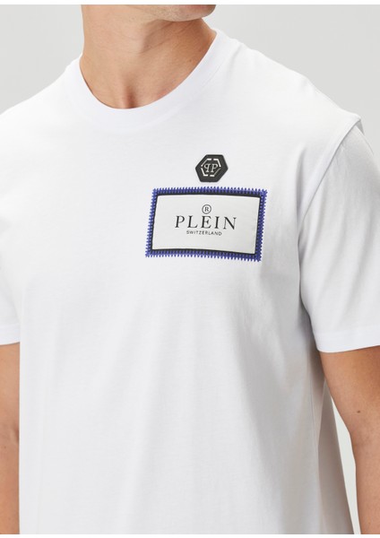 Beyaz Logo Patchli T-Shirt indirimleri