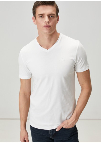 Beyaz V Yaka T-Shirt fiyatları
