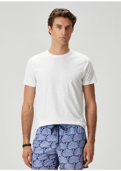 Beyaz T-Shirt modelleri